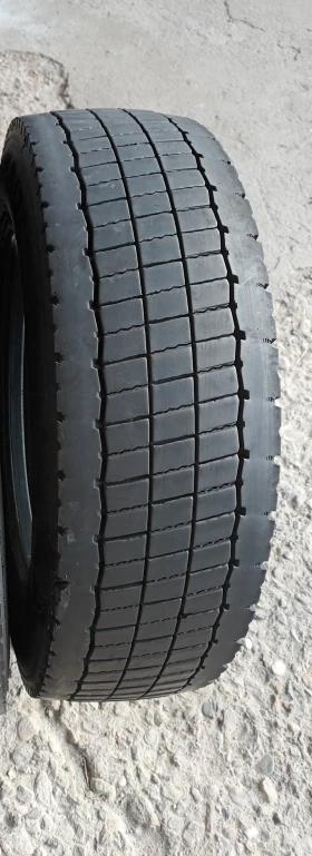      215/75R17.5