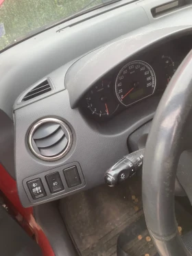 Suzuki Swift 1, 3 16V , снимка 8