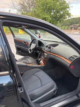 Mercedes-Benz E 270, снимка 9