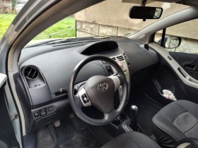 Toyota Yaris 1.3i бензин газ, снимка 5