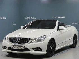 ������ Mercedes-Benz E 200