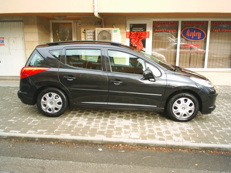 Peugeot 207 1.4 8V FAMILY, снимка 3 - Автомобили и джипове - 48356006