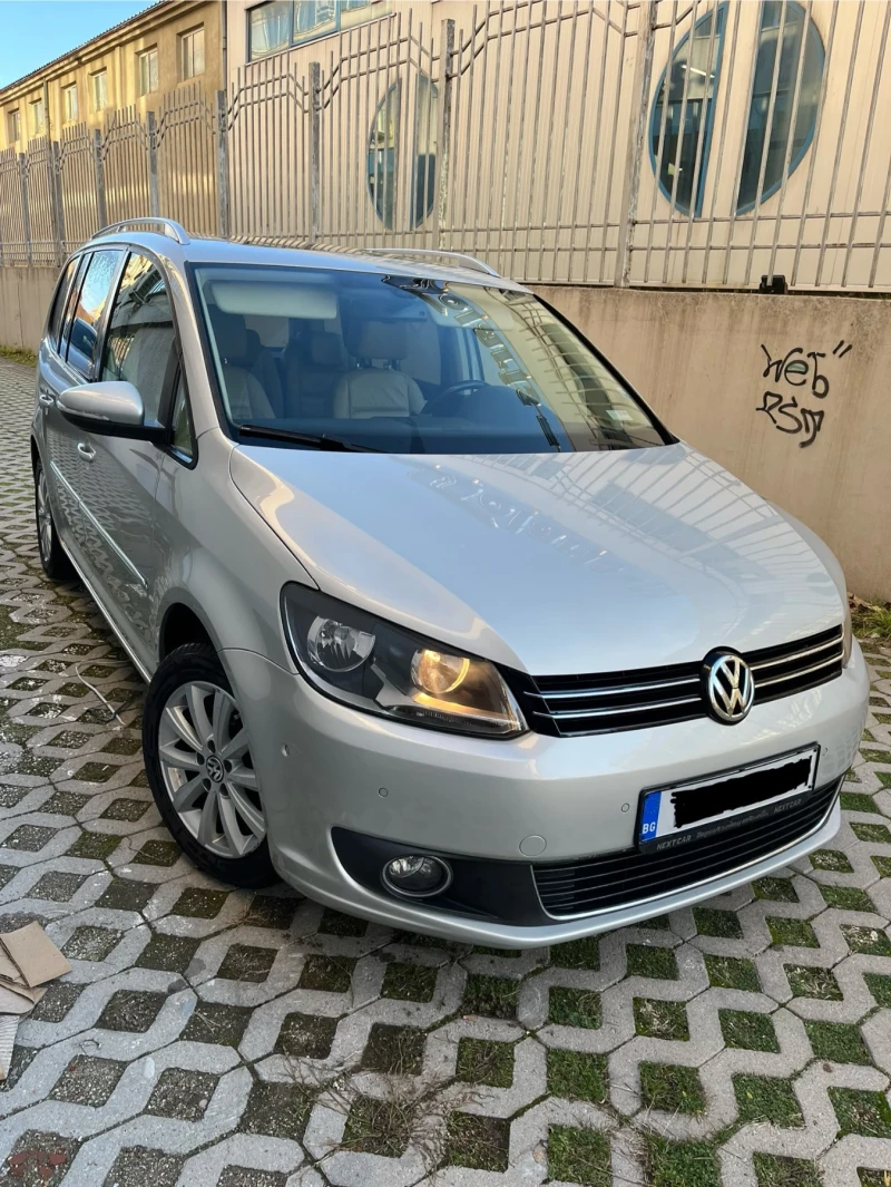 VW Touran, снимка 1 - Автомобили и джипове - 48368311