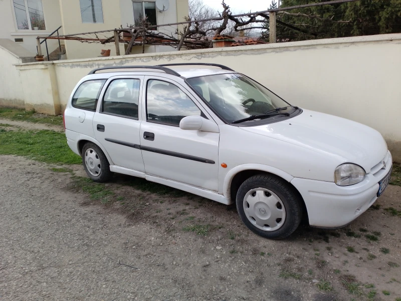 Opel Corsa, снимка 2 - Автомобили и джипове - 49519129