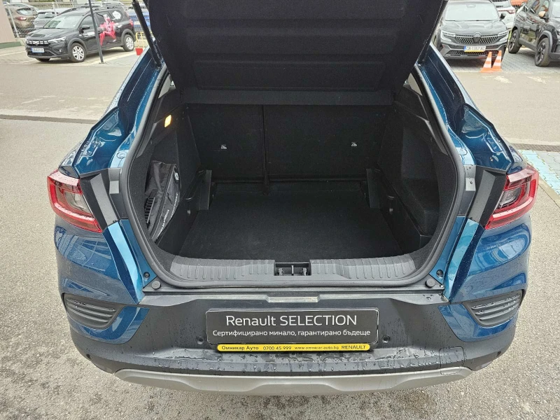Renault Arkana 1.3 TCe 140 HYBRID, снимка 15 - Автомобили и джипове - 51189755