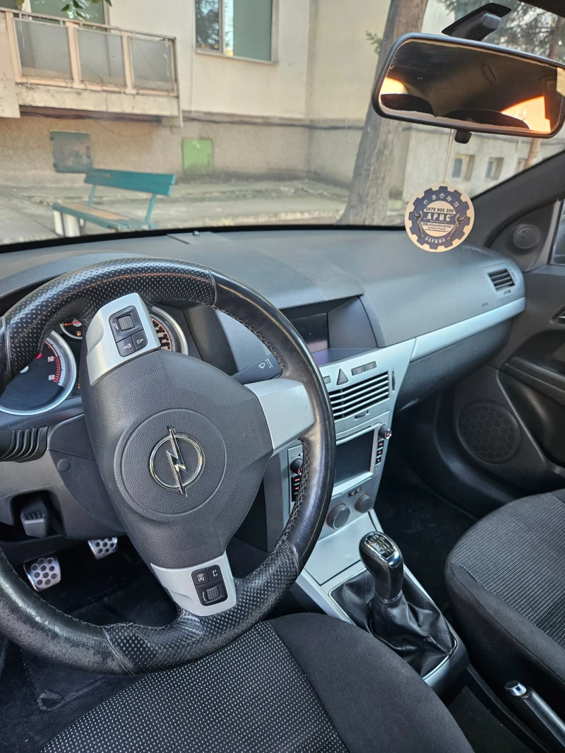 Opel Astra 1.9cdti , снимка 6 - Автомобили и джипове - 51729015