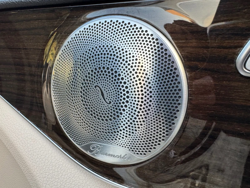 Mercedes-Benz C 300 Mercedes c300 4matic, снимка 14 - Автомобили и джипове - 52853015