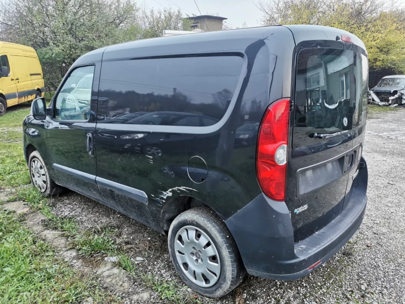 Fiat Doblo 1.4i metan, снимка 3 - Автомобили и джипове - 52495407
