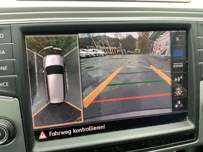 VW Passat 2.0TDI 190кс.* 4x4* Дистроник* 360 * Обдухване, снимка 11 - Автомобили и джипове - 52654437