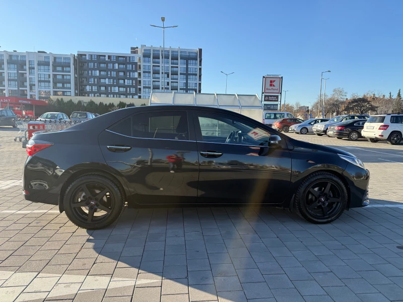 Toyota Corolla 1.6i-AUTOMAT-Navi, снимка 8 - Автомобили и джипове - 52822029