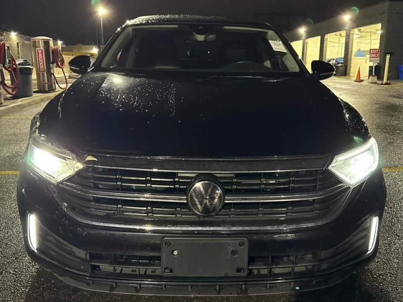 VW Jetta * Highline Auto * CARFAX * БЕЗ ПЪРВОНАЧАЛНА ВНОСКА, снимка 6 - Автомобили и джипове - 52874573