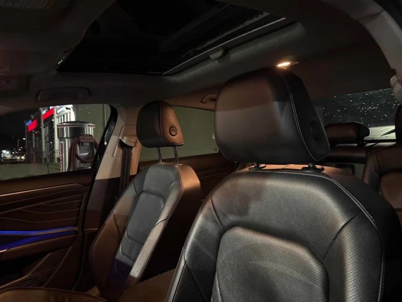 VW Jetta * Highline Auto * CARFAX * БЕЗ ПЪРВОНАЧАЛНА ВНОСКА, снимка 14 - Автомобили и джипове - 52874573