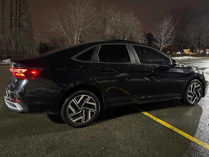 VW Jetta * Highline Auto * CARFAX * БЕЗ ПЪРВОНАЧАЛНА ВНОСКА, снимка 3 - Автомобили и джипове - 52874573