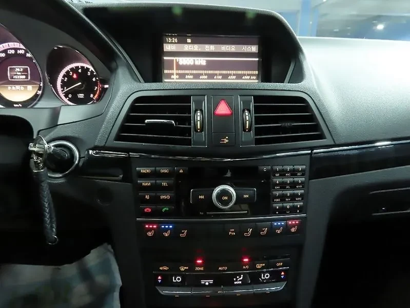 Mercedes-Benz E 200 W212 E350 Cabriolet, снимка 8 - Автомобили и джипове - 55111092