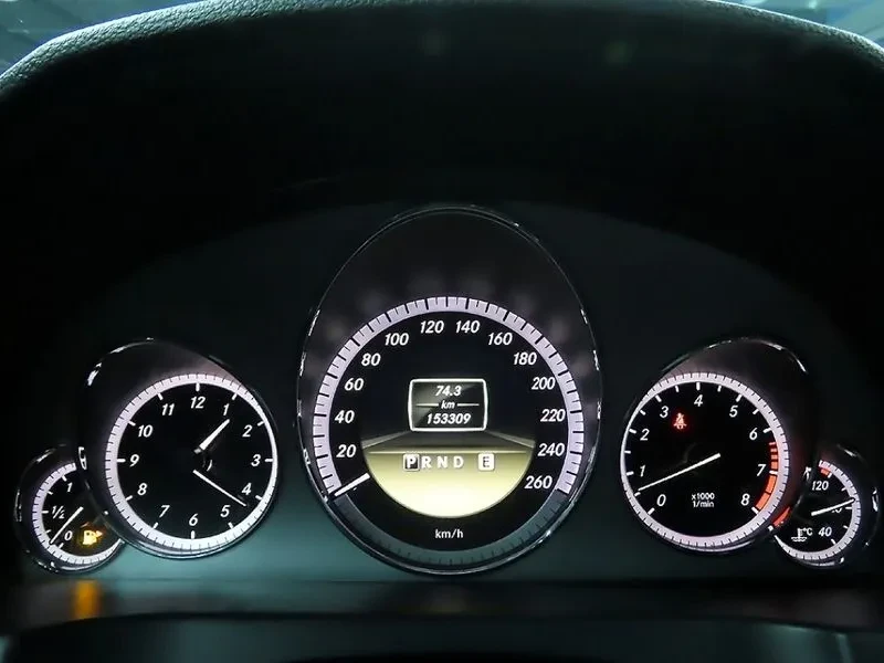 Mercedes-Benz E 200 W212 E350 Cabriolet, снимка 11 - Автомобили и джипове - 55111092
