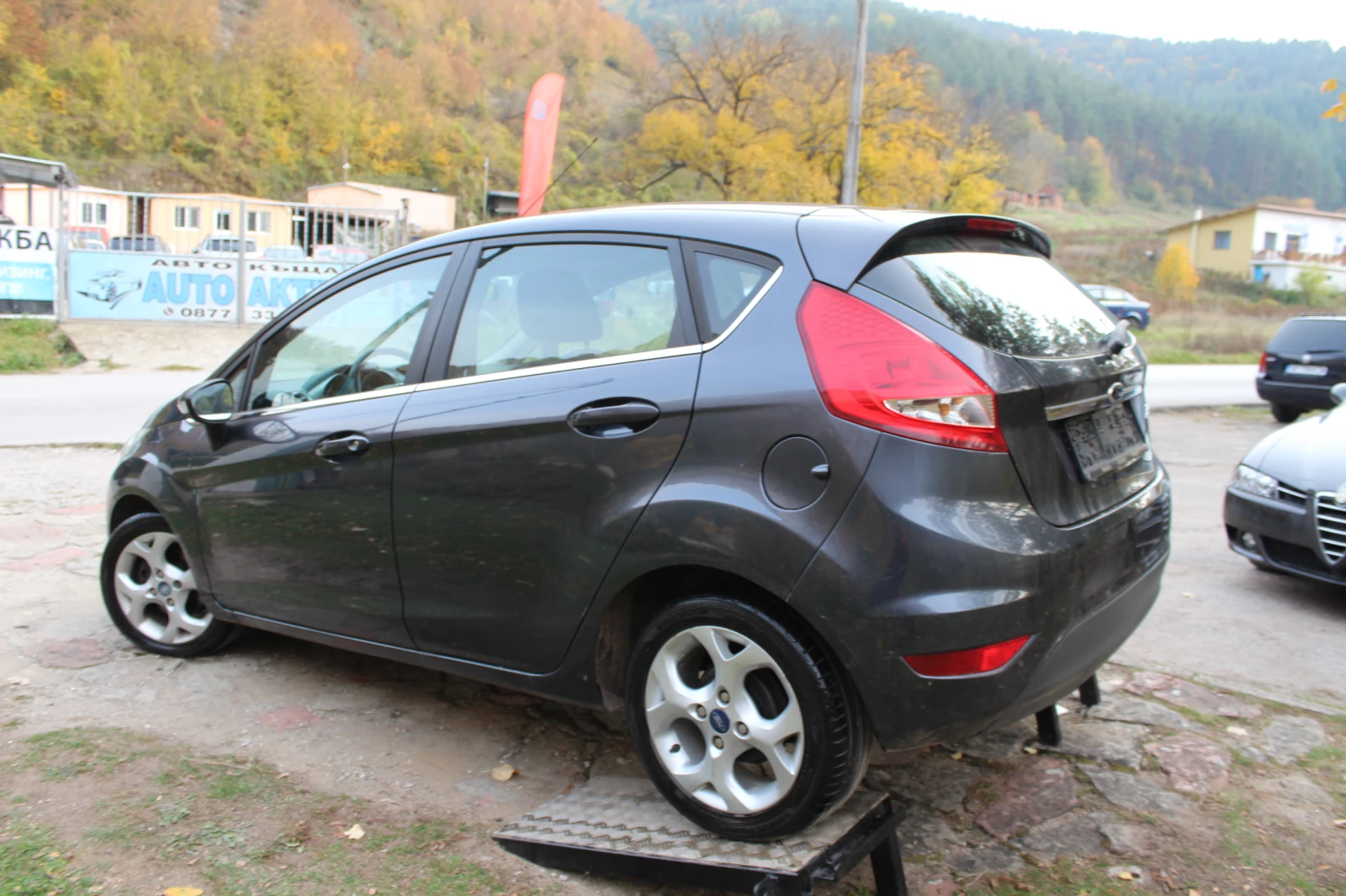 Ford Fiesta 1.25I НОВ ВНОС - изображение 8