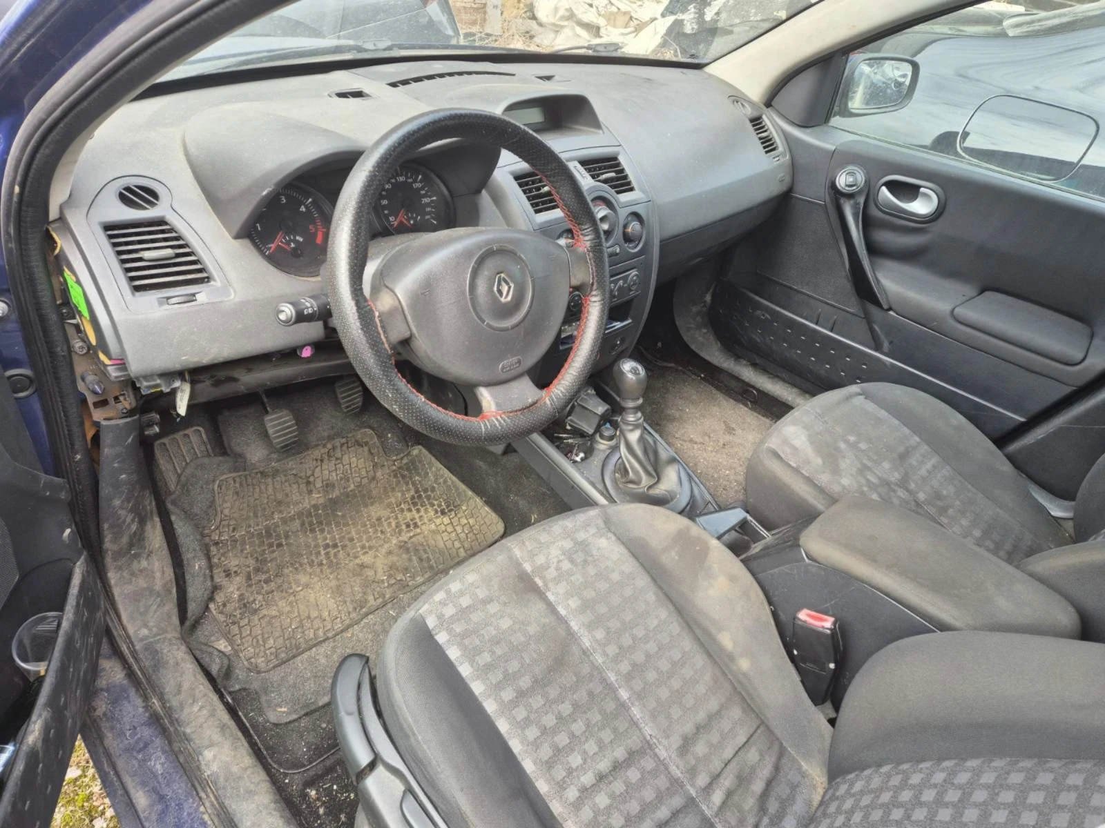 Renault Megane 1.9 DCI - изображение 7