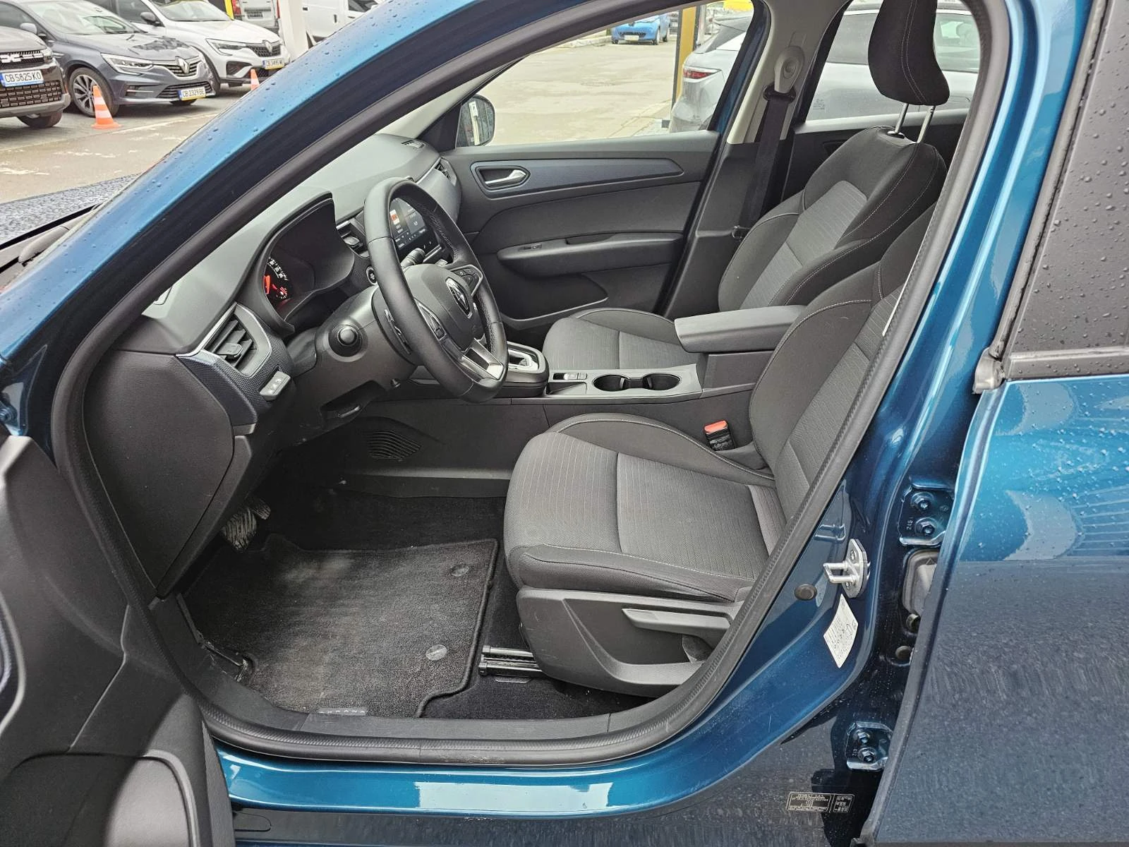 Renault Arkana 1.3 TCe 140 HYBRID | Mobile.bg   14