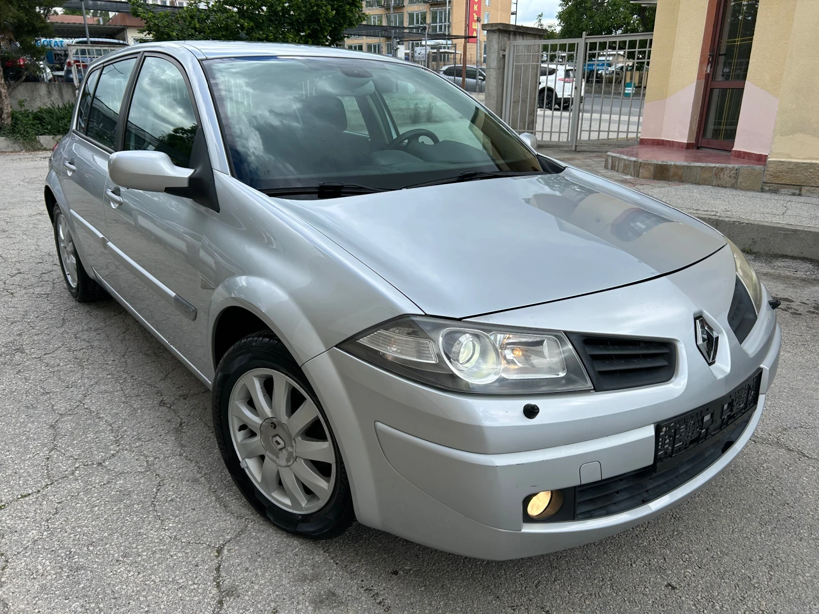 Renault Megane 1.6i XENON  - изображение 3