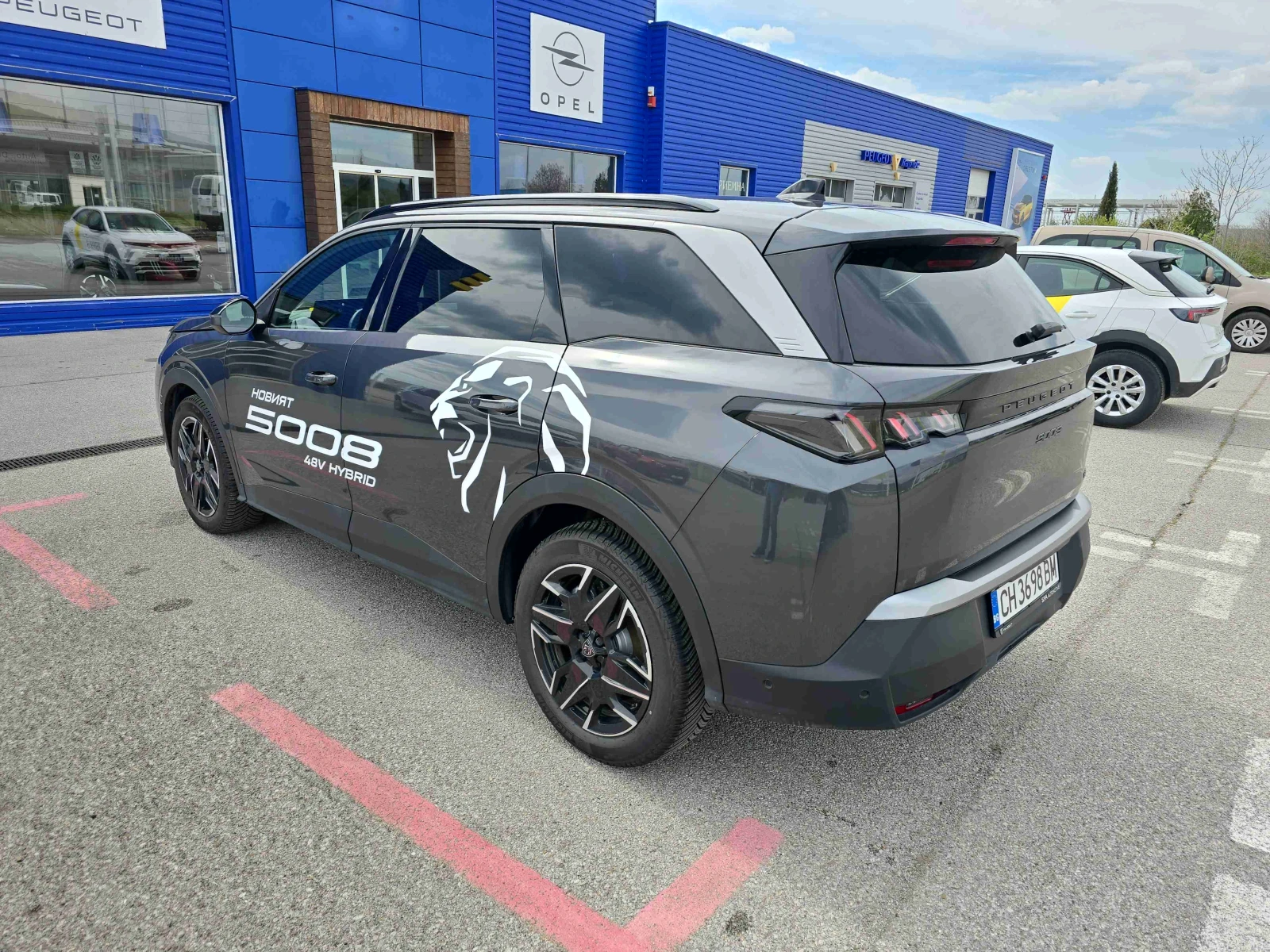 Peugeot 5008 ALLURE HYBRID - изображение 5