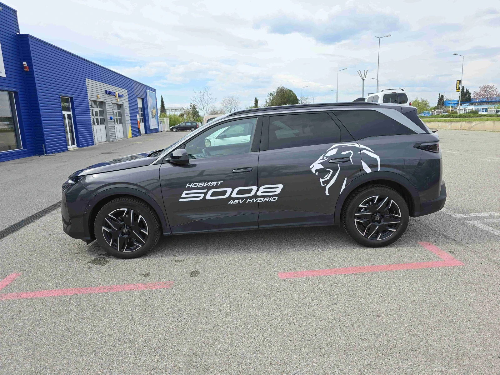 Peugeot 5008 ALLURE HYBRID - изображение 4