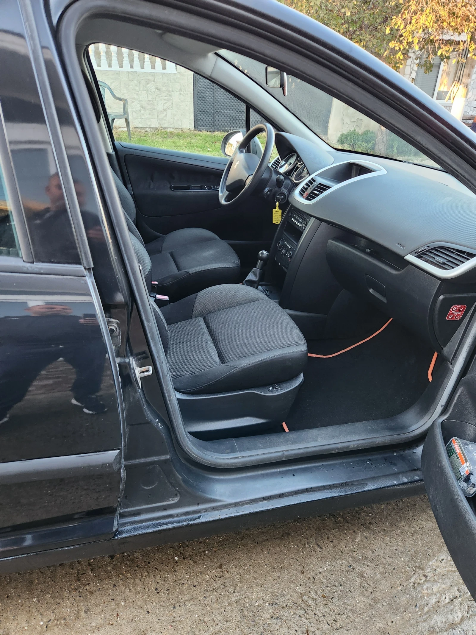 Peugeot 207  - изображение 5