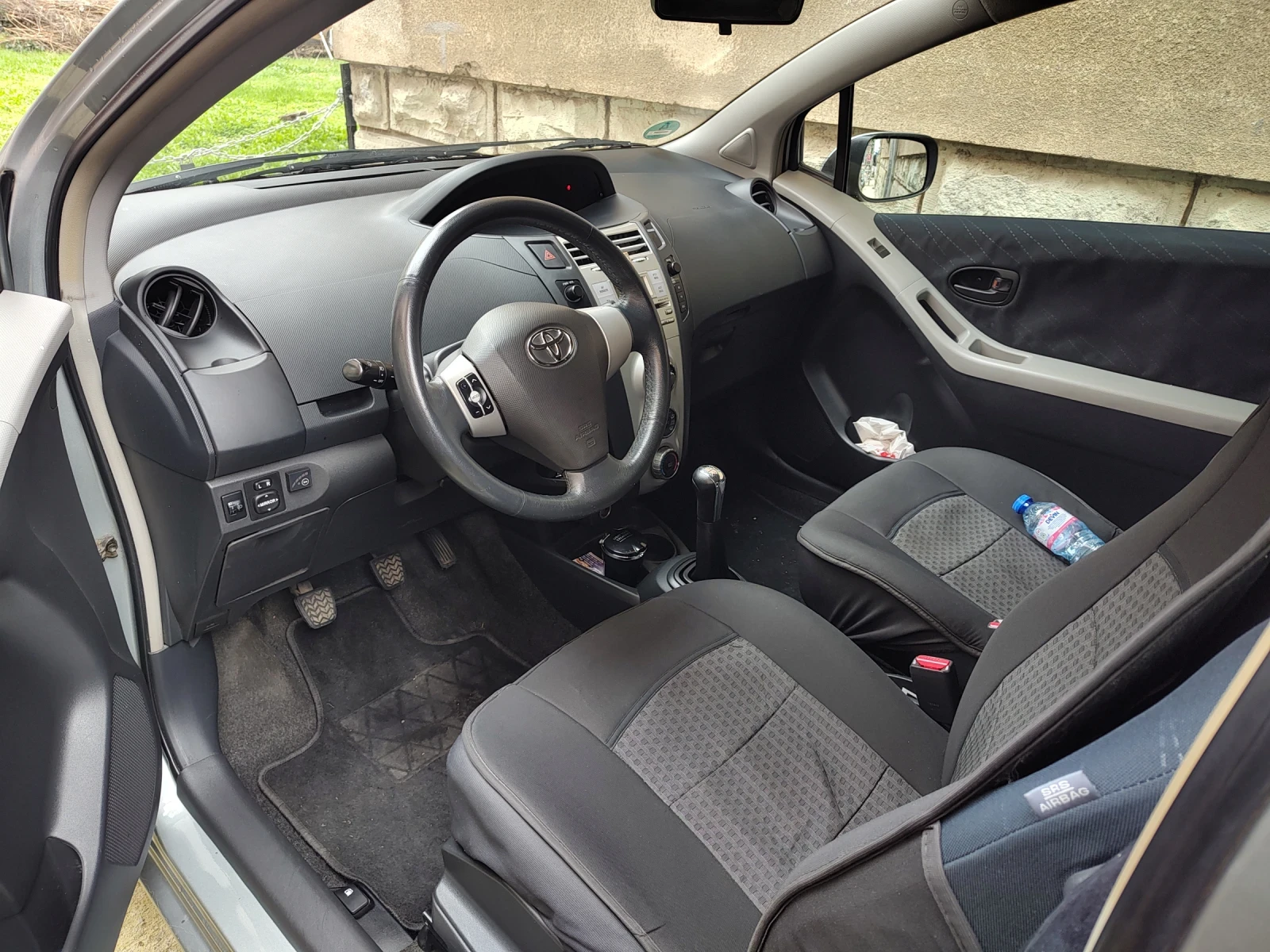 Toyota Yaris 1.3i ������ ��� | Mobile.bg � ����������� 6