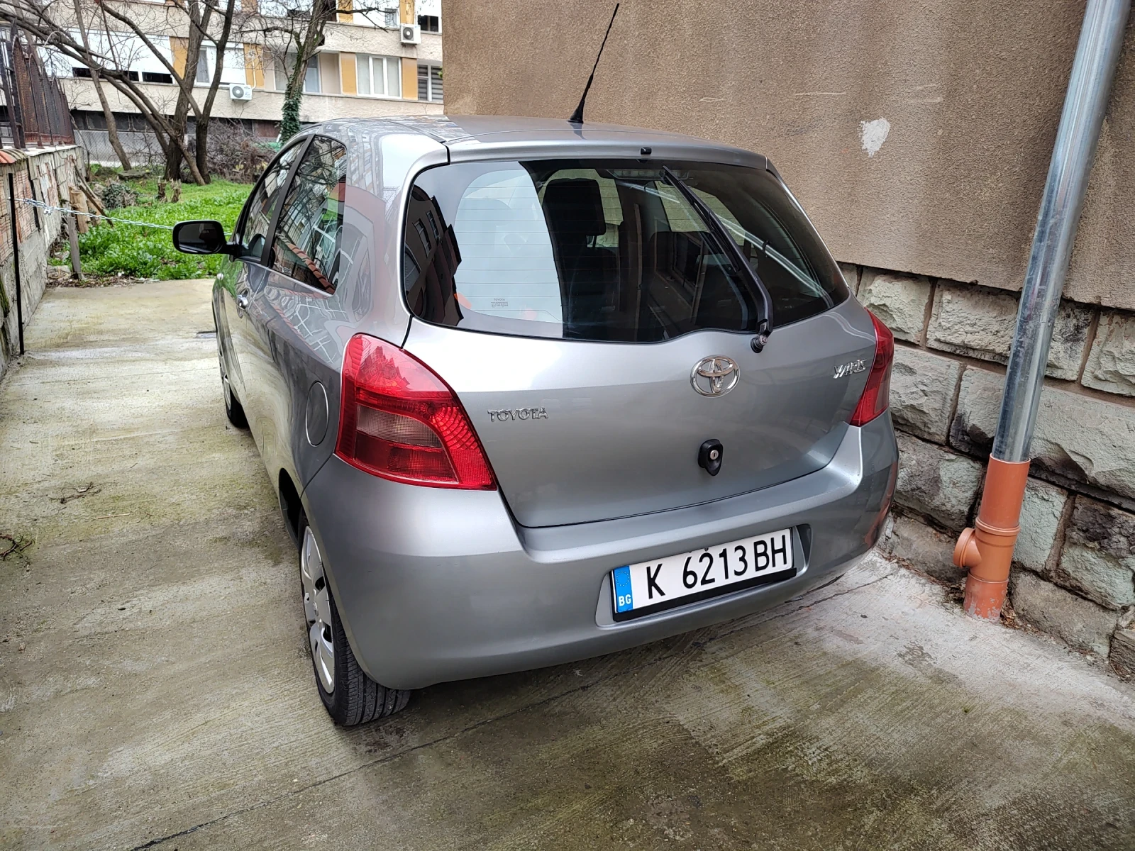 Toyota Yaris 1.3i ������ ��� | Mobile.bg � ����������� 3