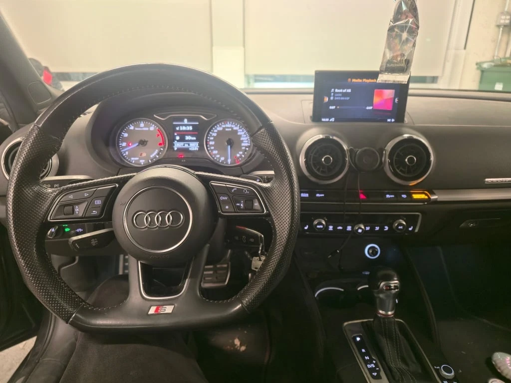 Audi S3 * 2.0 TFSI quattro Progressiv S tronic * CARFAX *  - изображение 7