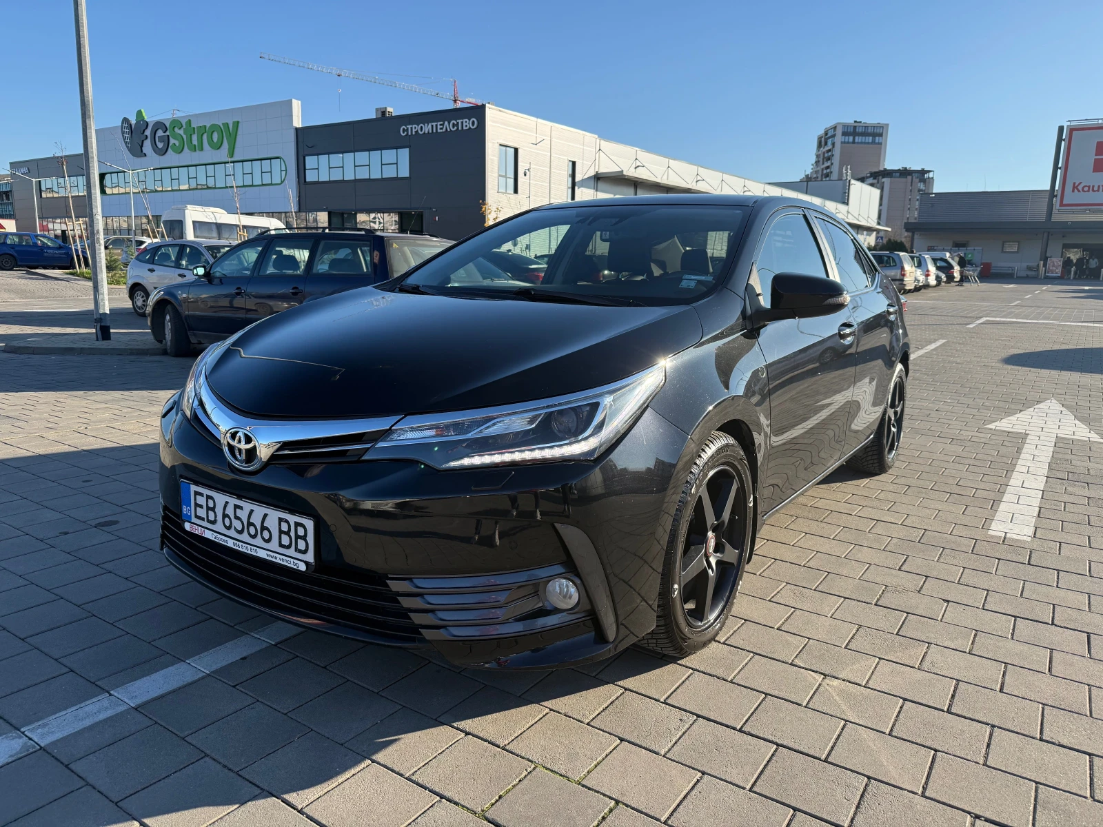 Toyota Corolla 1.6i-AUTOMAT-Navi - изображение 3