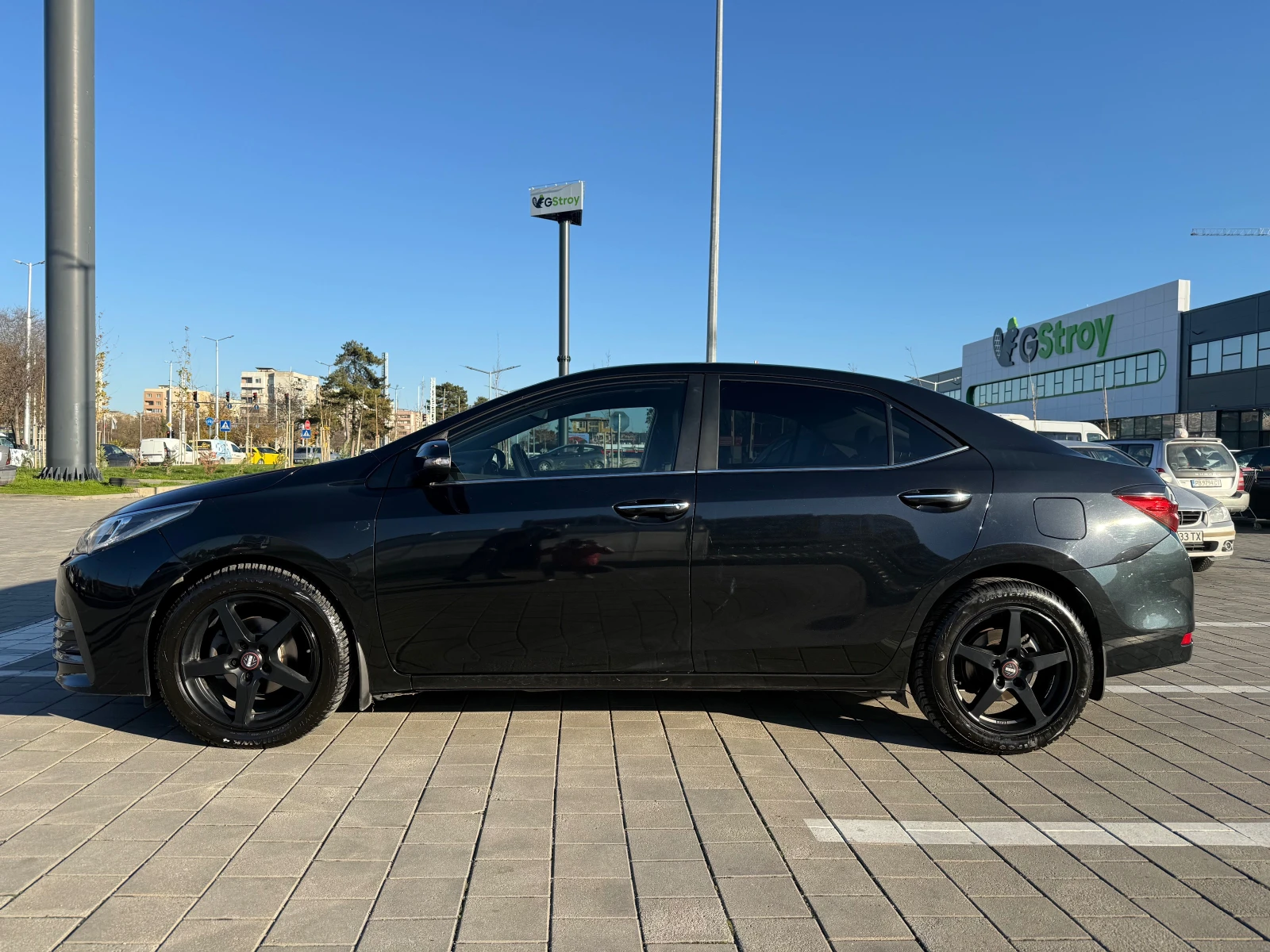 Toyota Corolla 1.6i-AUTOMAT-Navi - изображение 4