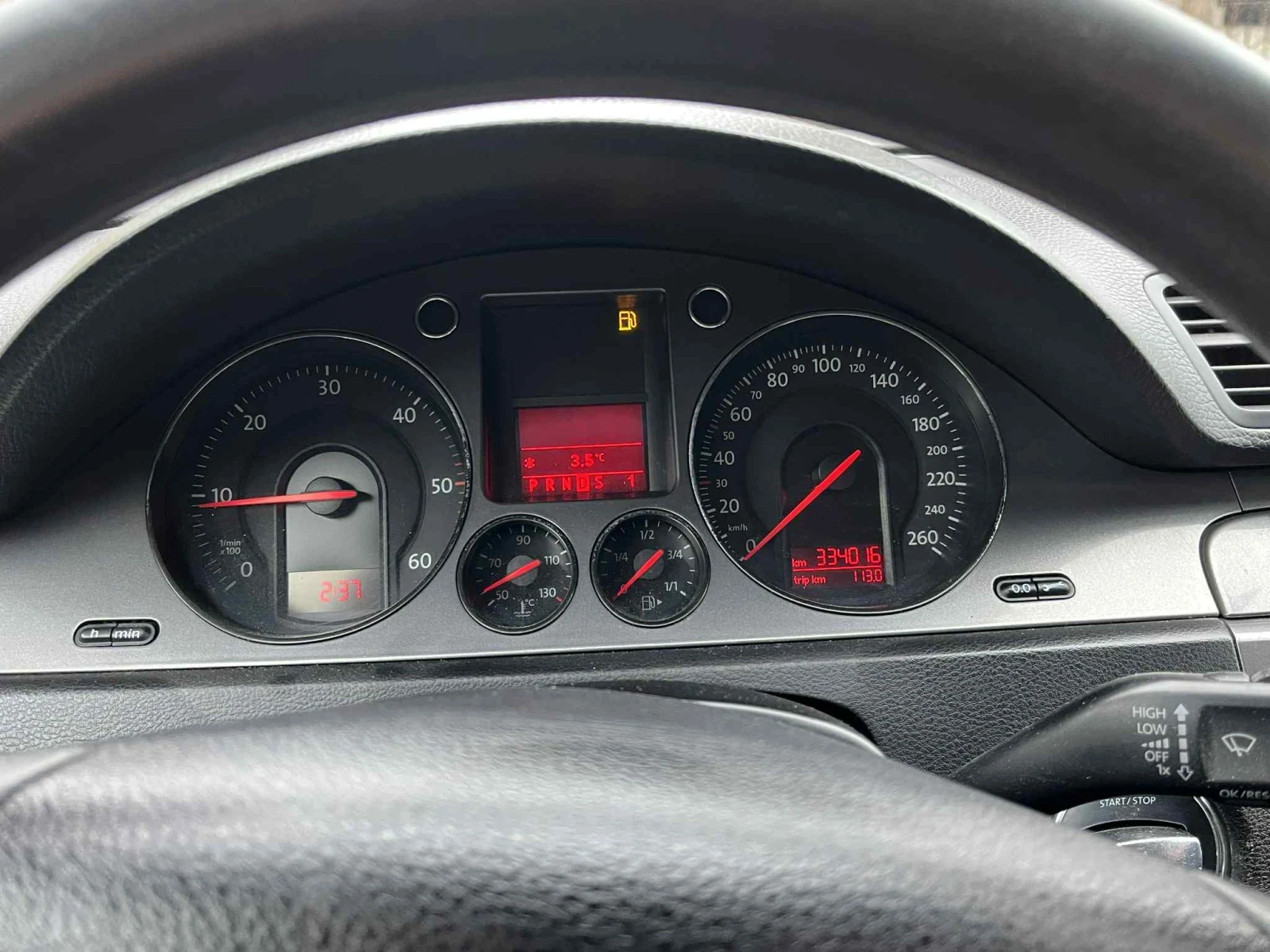 VW Passat 2.0D 140 кс автомат 2006 - изображение 8