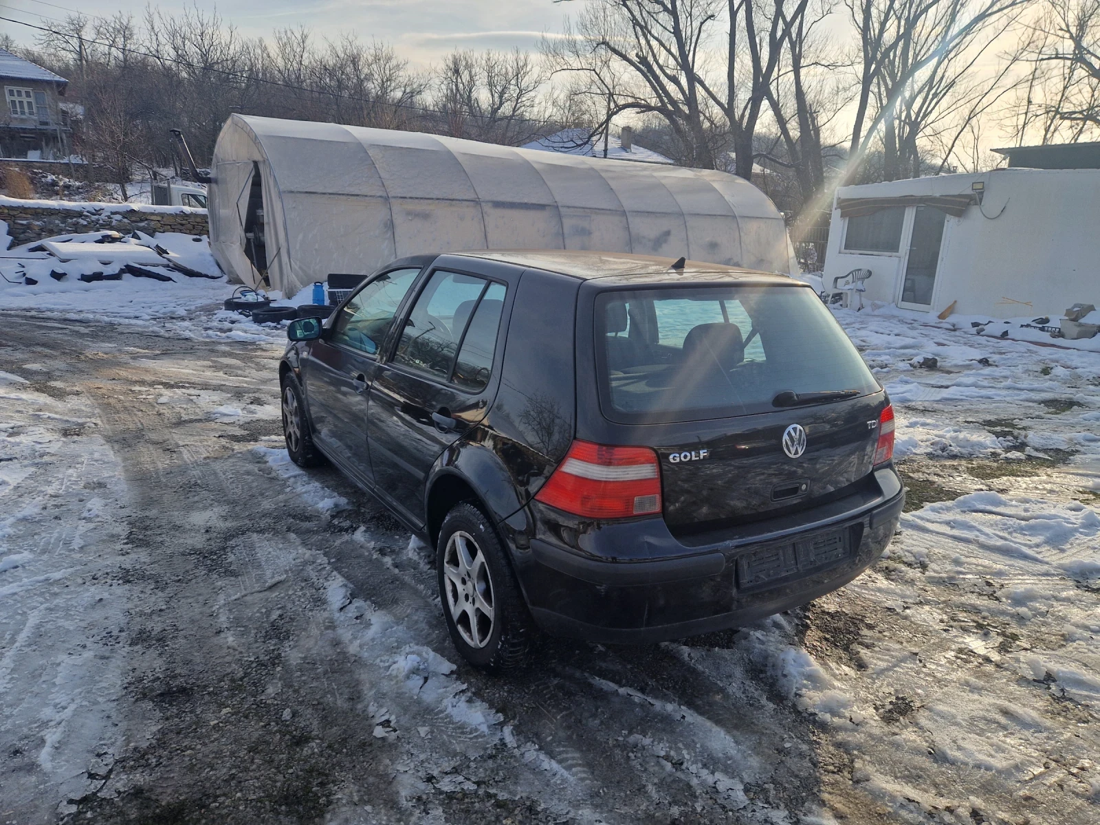 VW Golf 1.9TDI, 100кс, 02г, 5вр, Италия-БЕЗ РЪЖДИ  - изображение 3