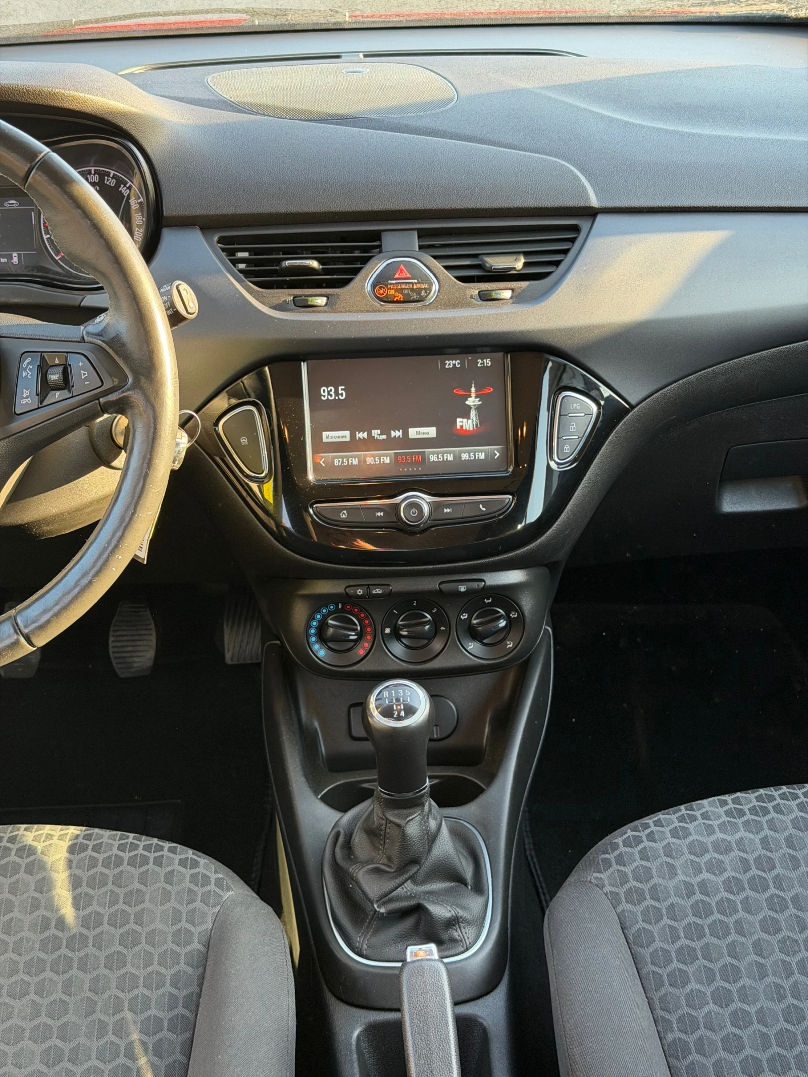 Opel Corsa 1.4 ГAЗ/Бенз | Мултимедия Car play | Евро6D, снимка 12 - Автомобили и джипове - 53758124