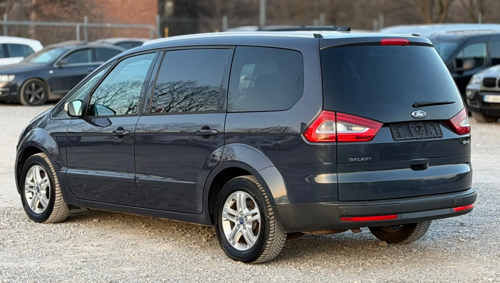 Ford Galaxy 2.0TDCi 140кс * 7 места* * Навигация* , снимка 4 - Автомобили и джипове - 53831022