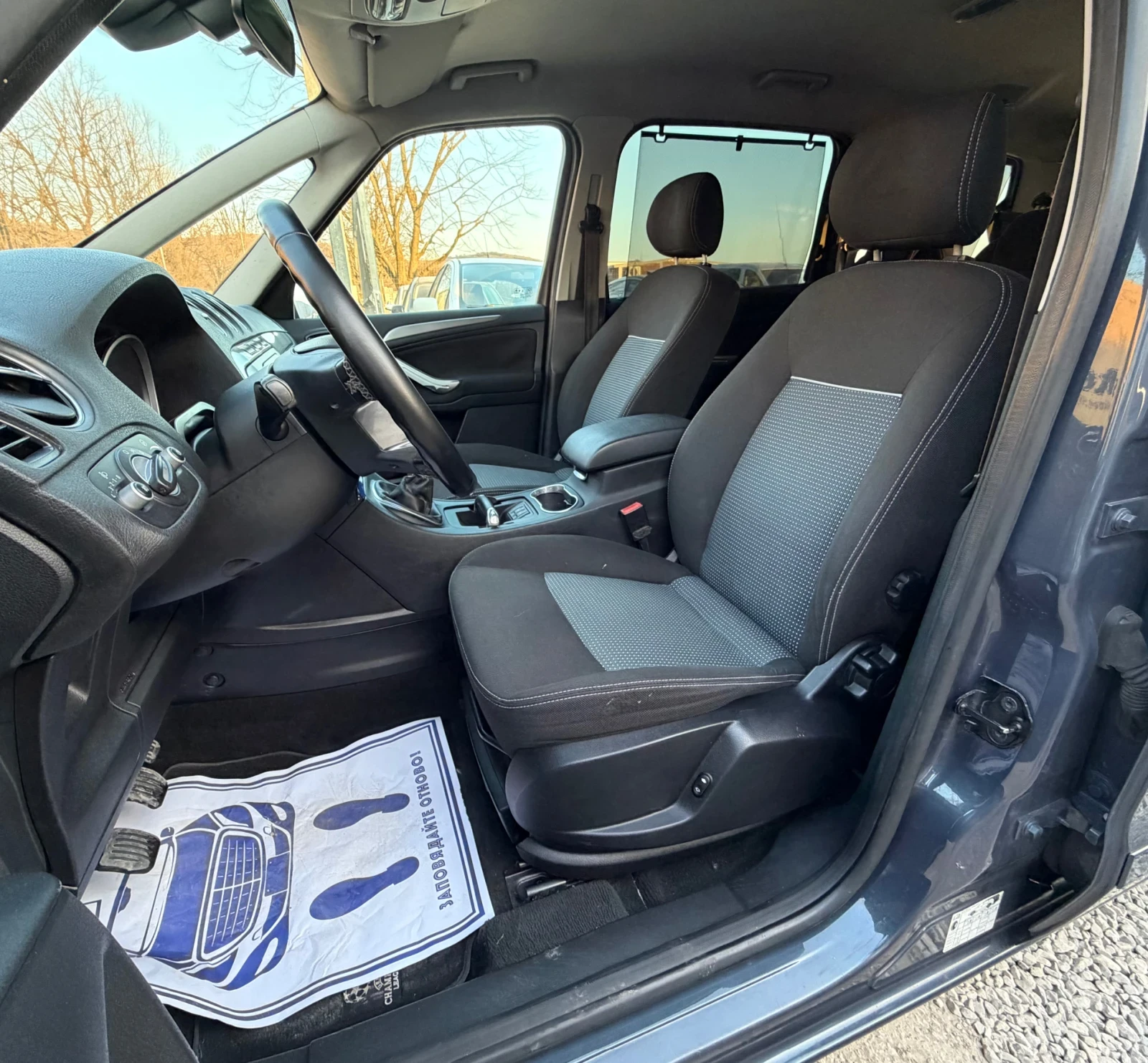 Ford Galaxy 2.0TDCi 140кс * 7 места* * Навигация* , снимка 12 - Автомобили и джипове - 53831022