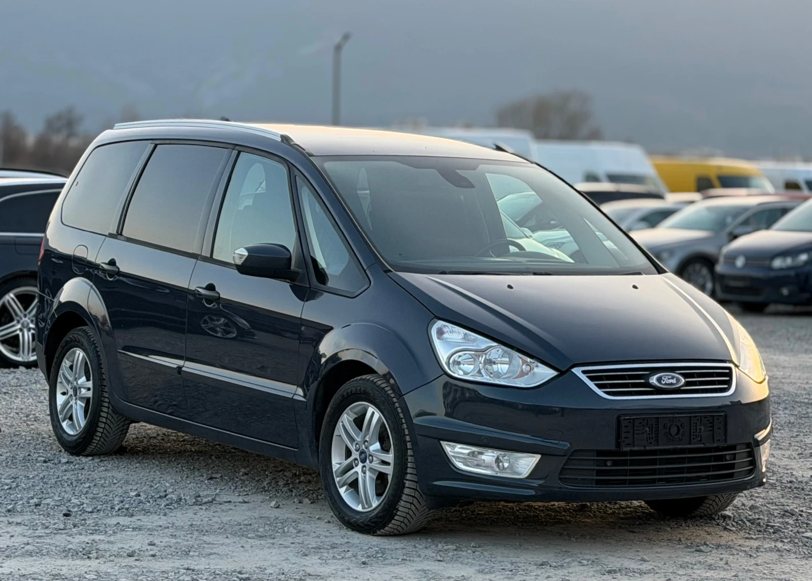 Ford Galaxy 2.0TDCi 140кс * 7 места* * Навигация* 