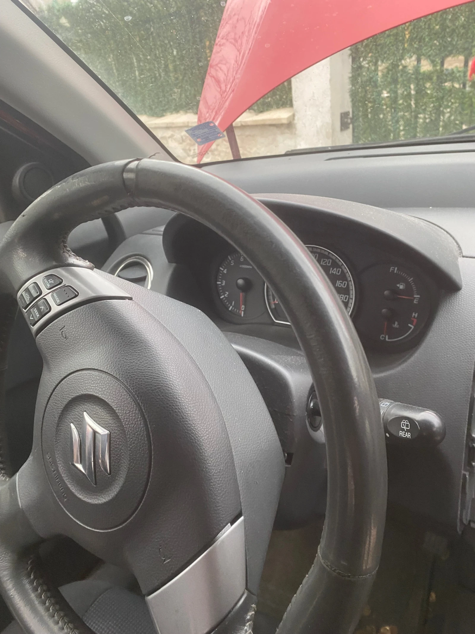 Suzuki Swift 1, 3 16V , снимка 3 - Автомобили и джипове - 53941407