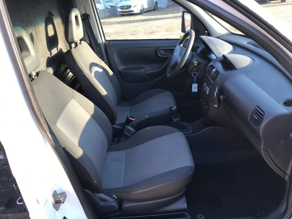 Opel Combo 1, 3CDTI Schuifdeur, снимка 4 - Автомобили и джипове - 53978655