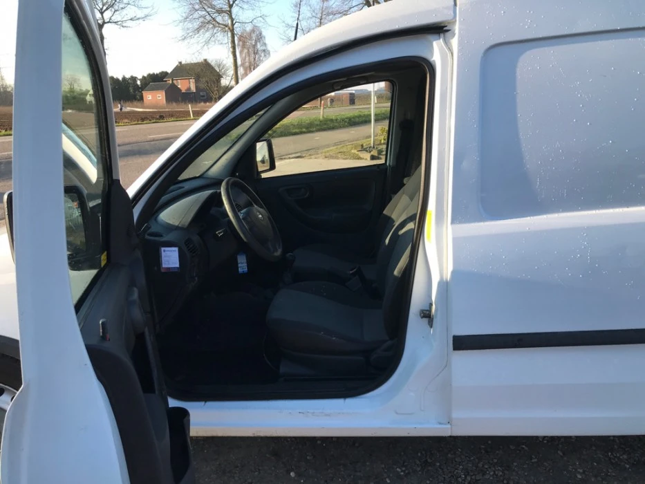 Opel Combo 1, 3CDTI Schuifdeur, снимка 2 - Автомобили и джипове - 53978655
