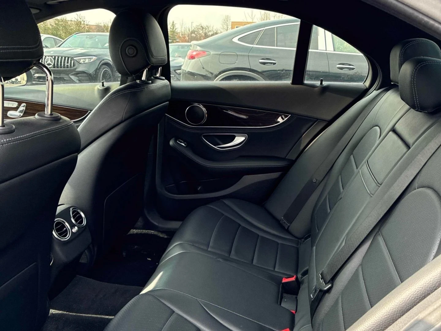 Mercedes-Benz C 300 AMG-pkg* Keyless* Камера* Подгрев* Пано, снимка 12 - Автомобили и джипове - 54065479