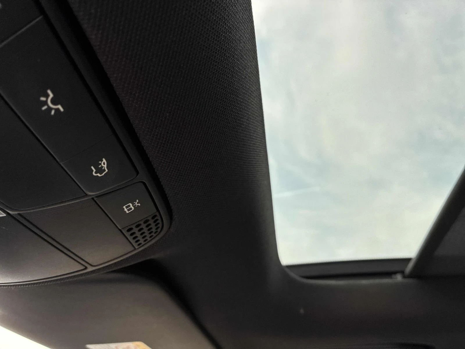 Mercedes-Benz C 300 AMG-pkg* Keyless* Камера* Подгрев* Пано, снимка 11 - Автомобили и джипове - 54065479