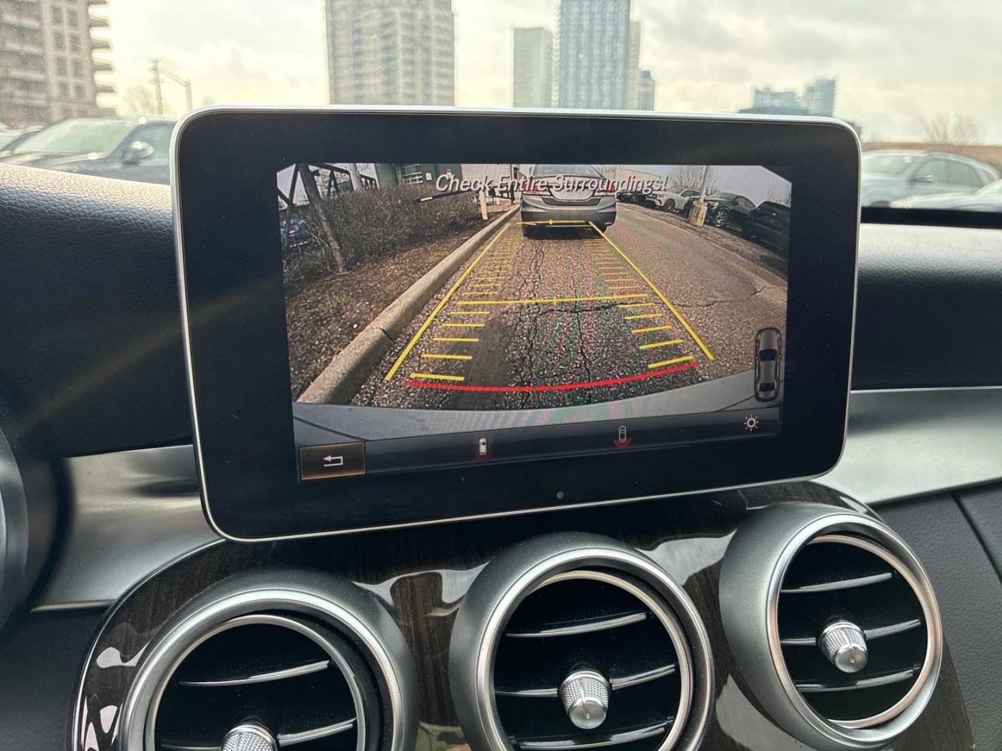 Mercedes-Benz C 300 AMG-pkg* Keyless* Камера* Подгрев* Пано, снимка 10 - Автомобили и джипове - 54065479