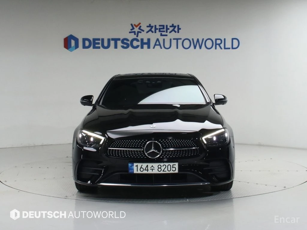 Mercedes-Benz E 350 AMG* LINE* 4MATIC* BURMESTER* ХЕДЪП* LANE* ASSIST*, снимка 3 - Автомобили и джипове - 54701000