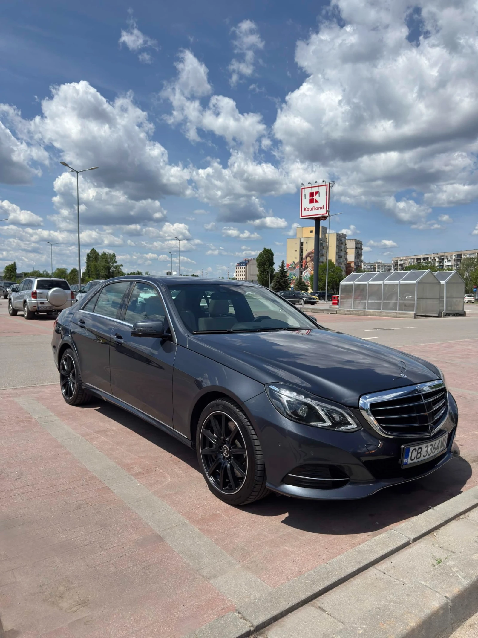 Mercedes-Benz E 400, снимка 7 - Автомобили и джипове - 54720476