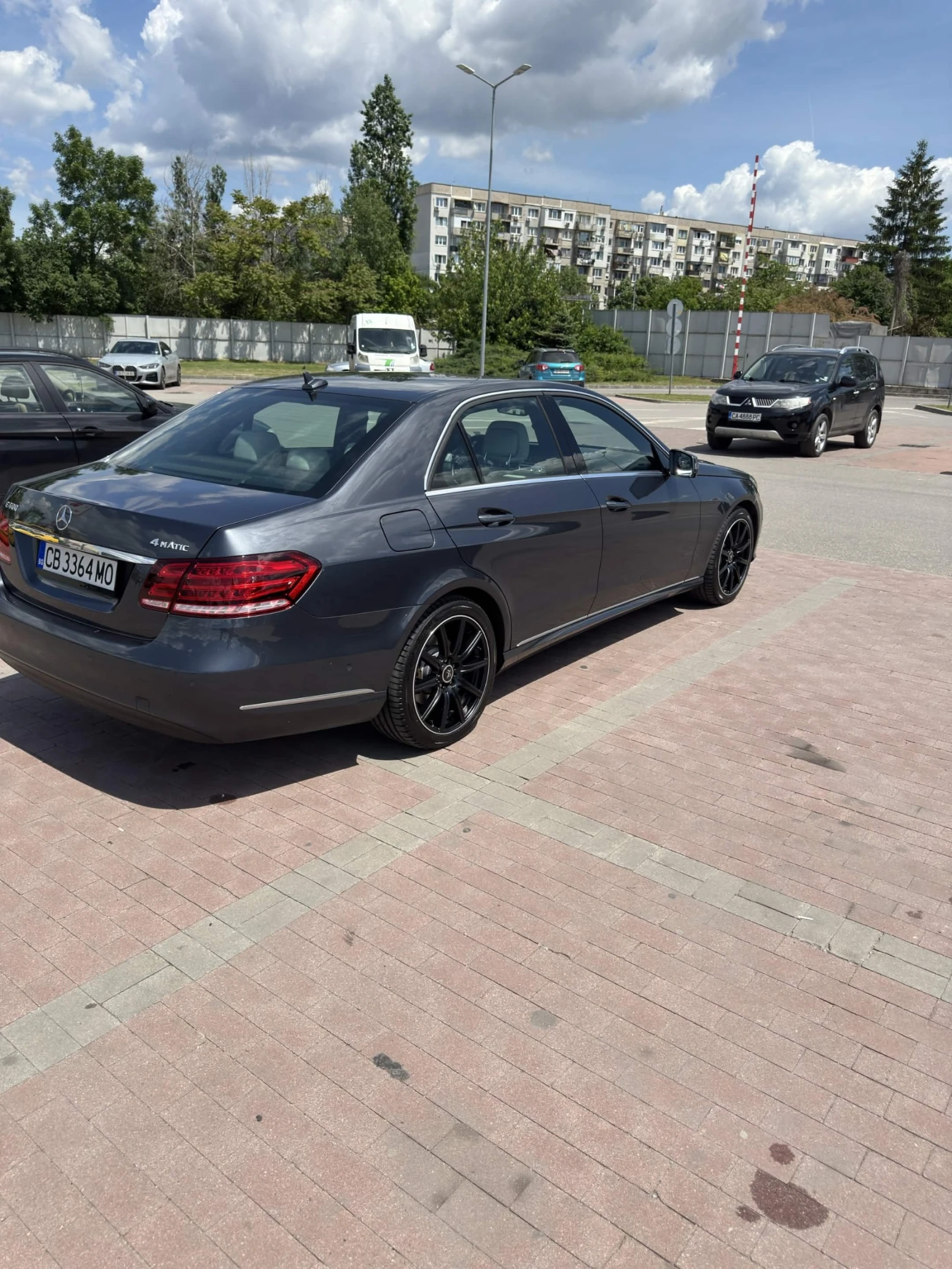 Mercedes-Benz E 400, снимка 6 - Автомобили и джипове - 54720476