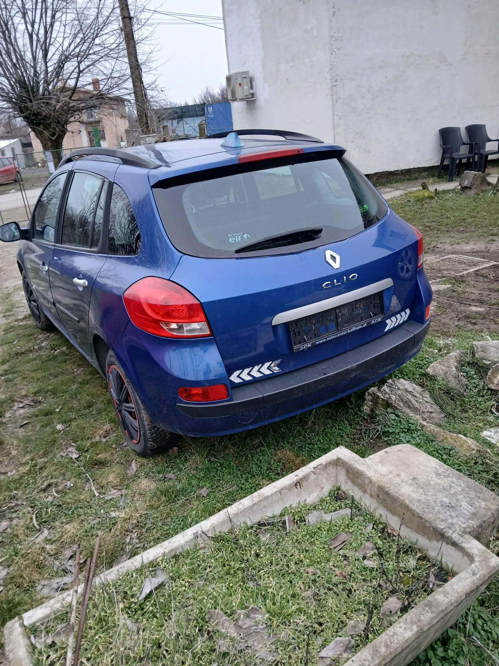 Renault Clio комби, снимка 5 - Автомобили и джипове - 55121511