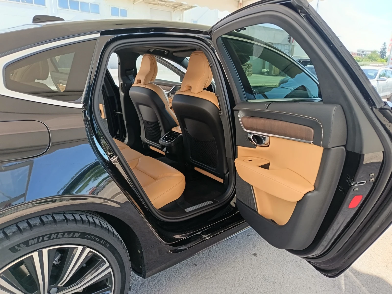 Volvo S90, снимка 8 - Автомобили и джипове - 54862623