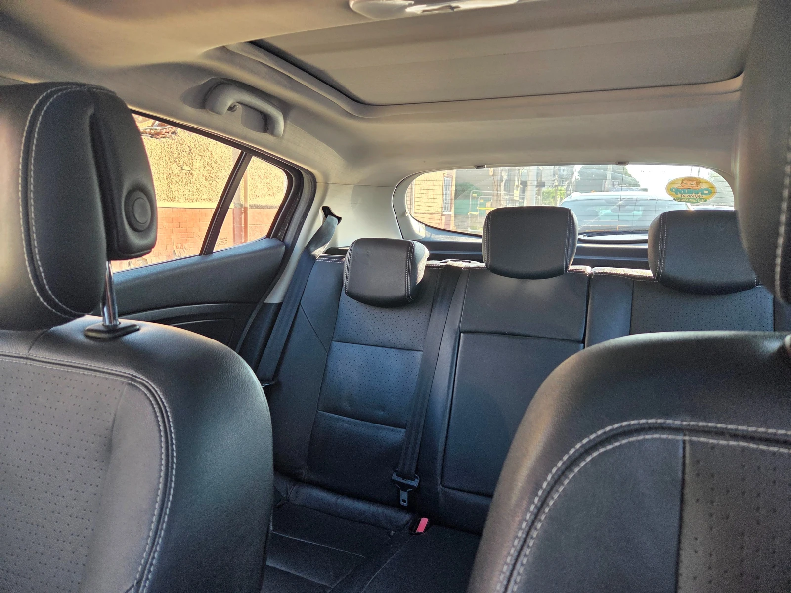 Renault Megane 3 Панорама, Кожен салон, Голям дисплей, Отлична, снимка 9 - Автомобили и джипове - 55333476