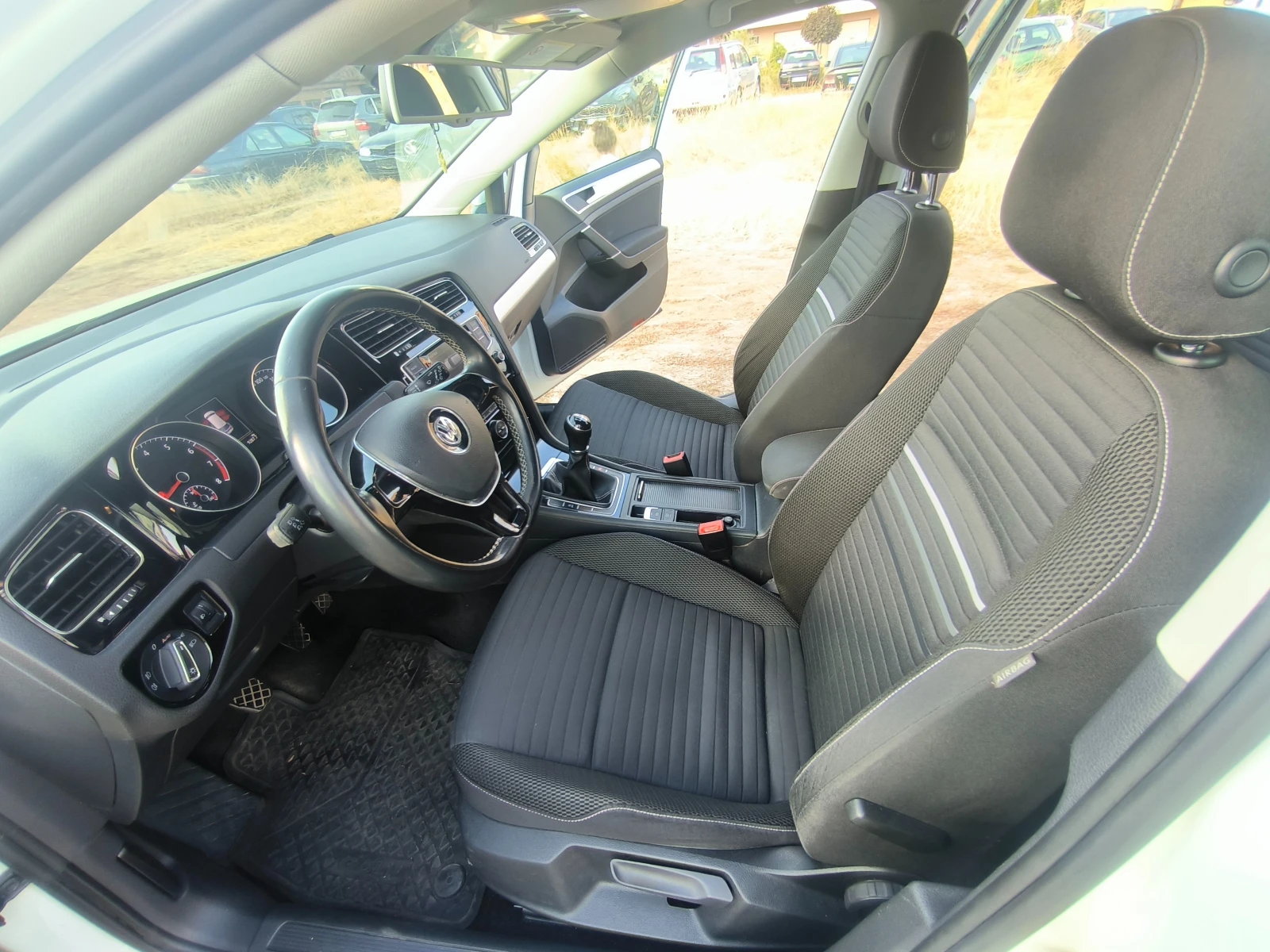 VW Golf VII- 1.2TSI -85hp- CUP, снимка 10 - Автомобили и джипове - 56114829
